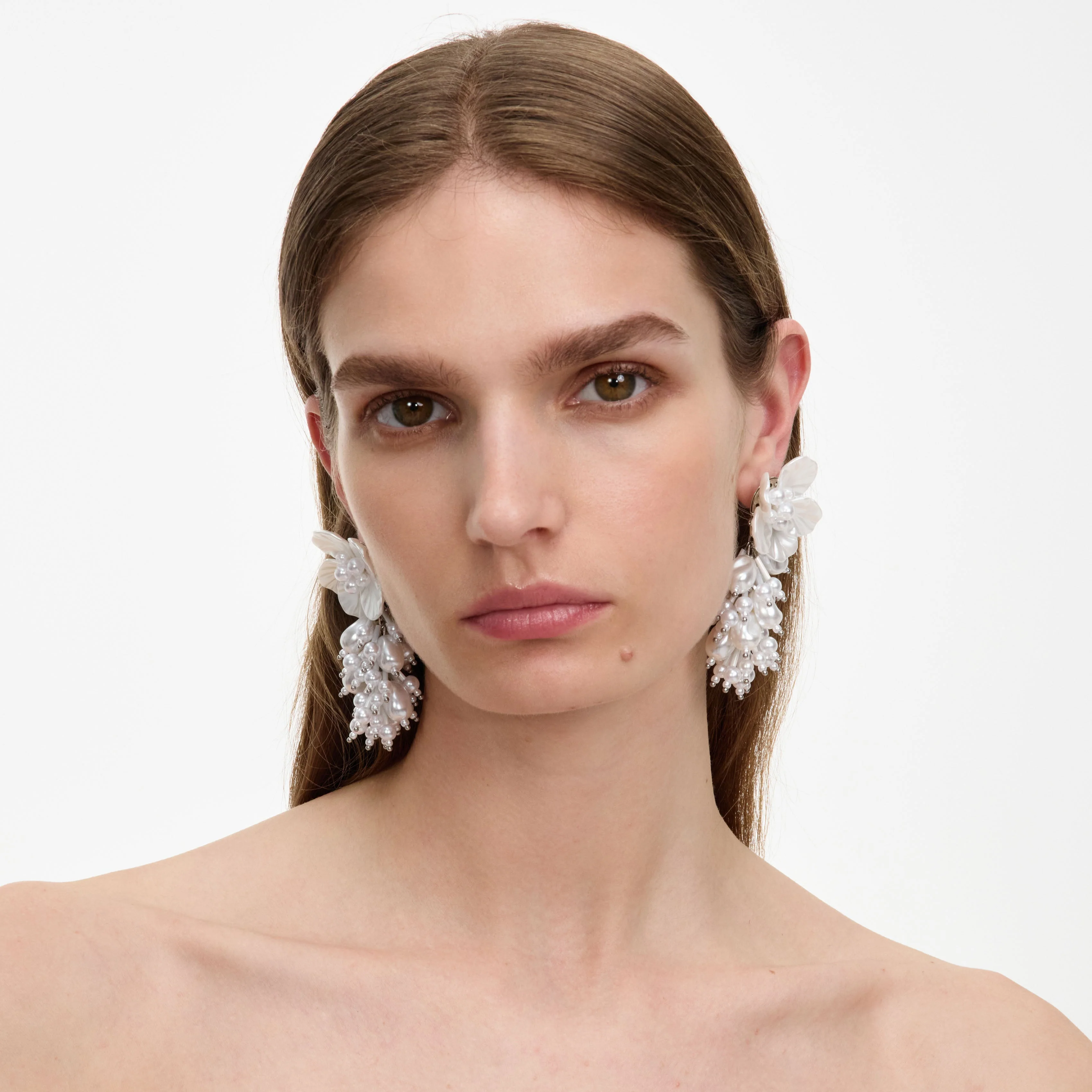 Pearl Flower Beaded Cluster Earring - Image 4