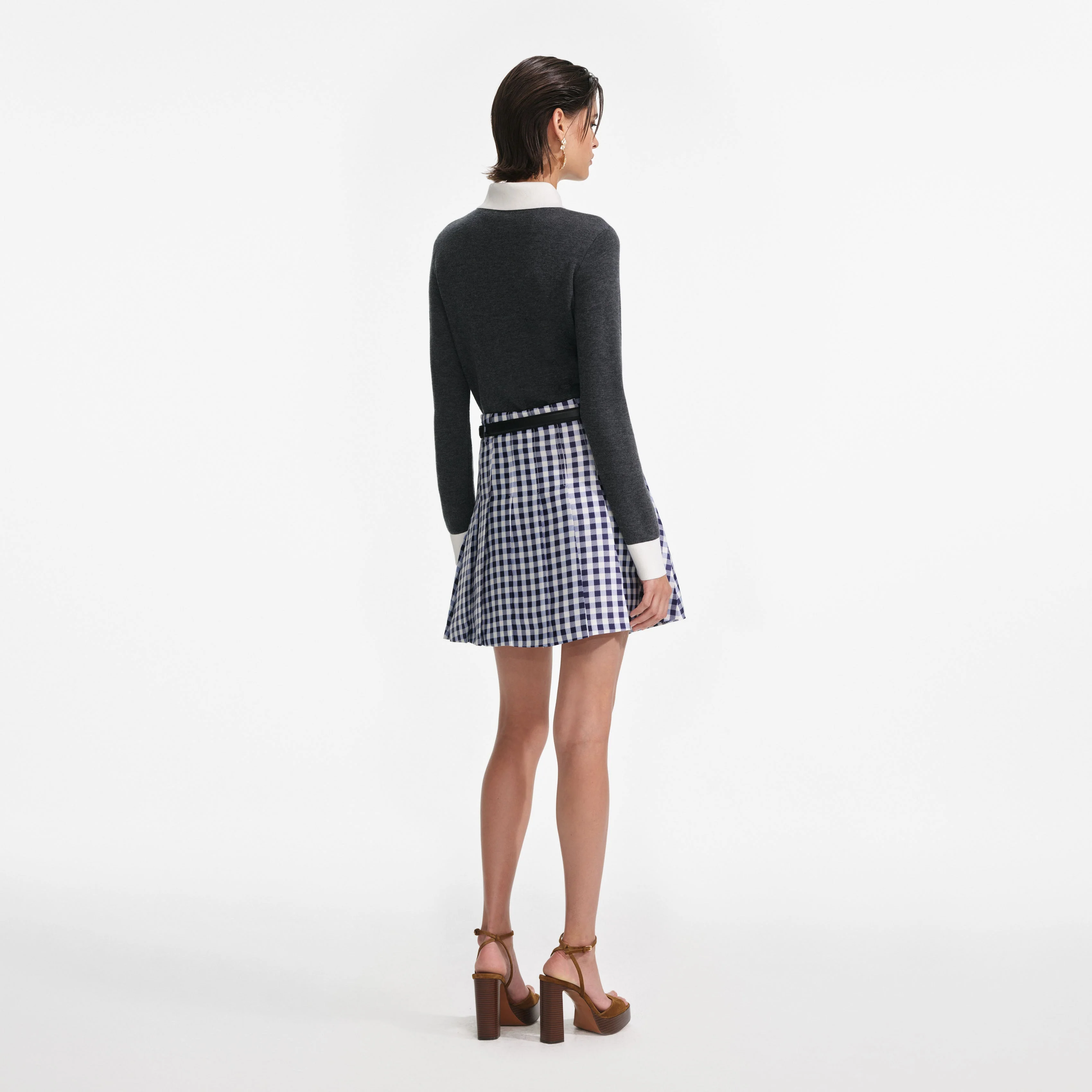 Grey Contrast Collar Cardigan - Image 3