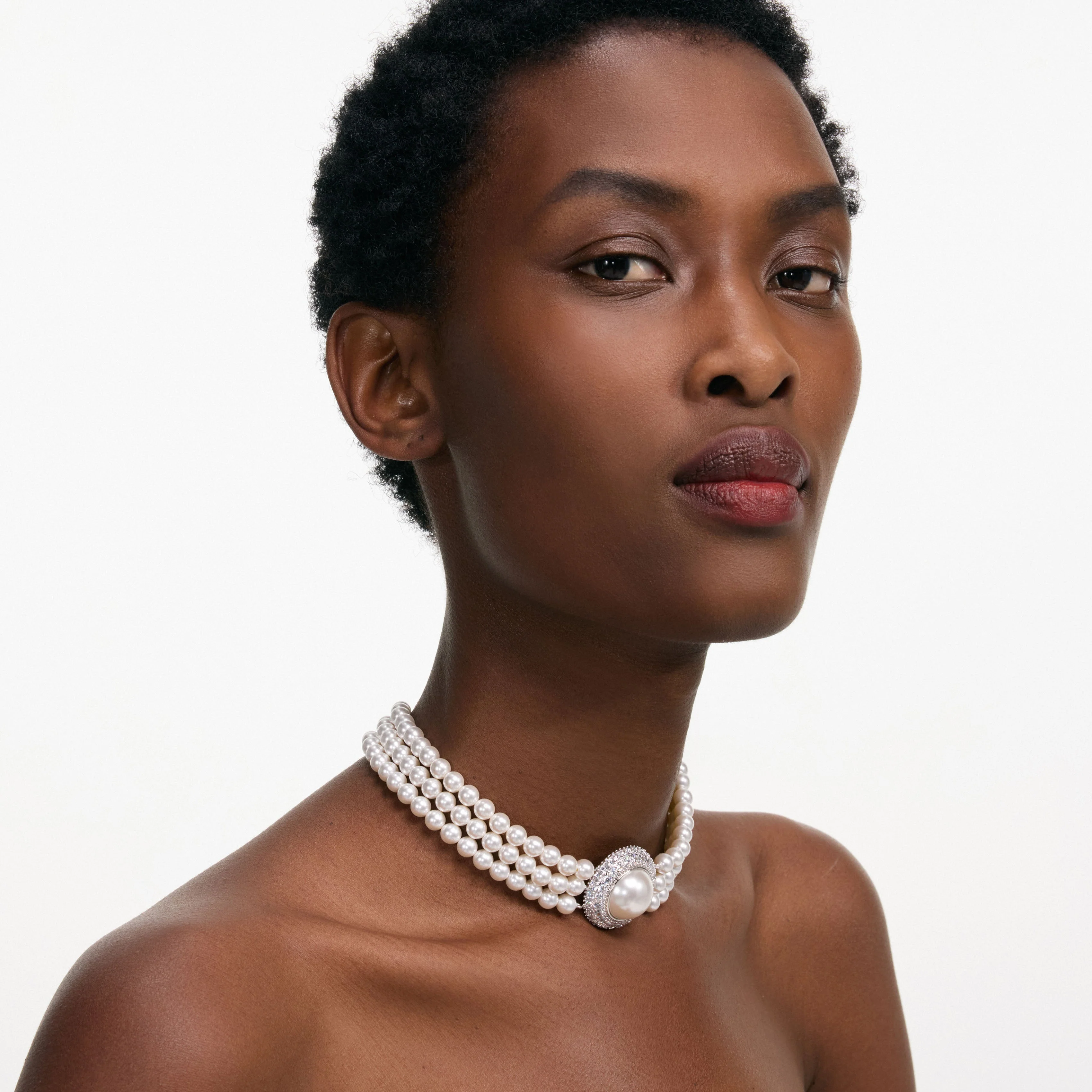 Small Crystal Pearl Choker - Image 2