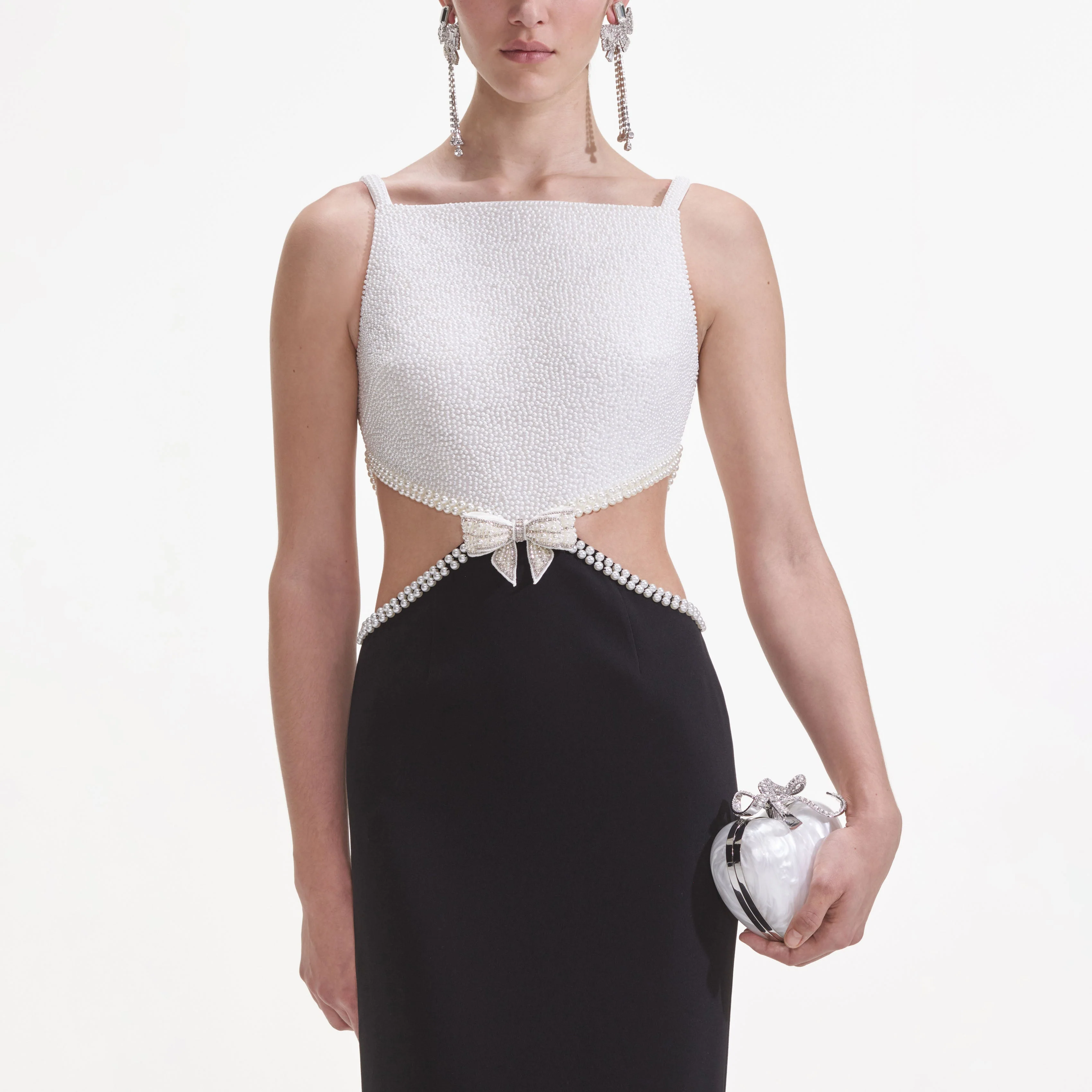 Black And White Crepe Maxi Dress - Image 4
