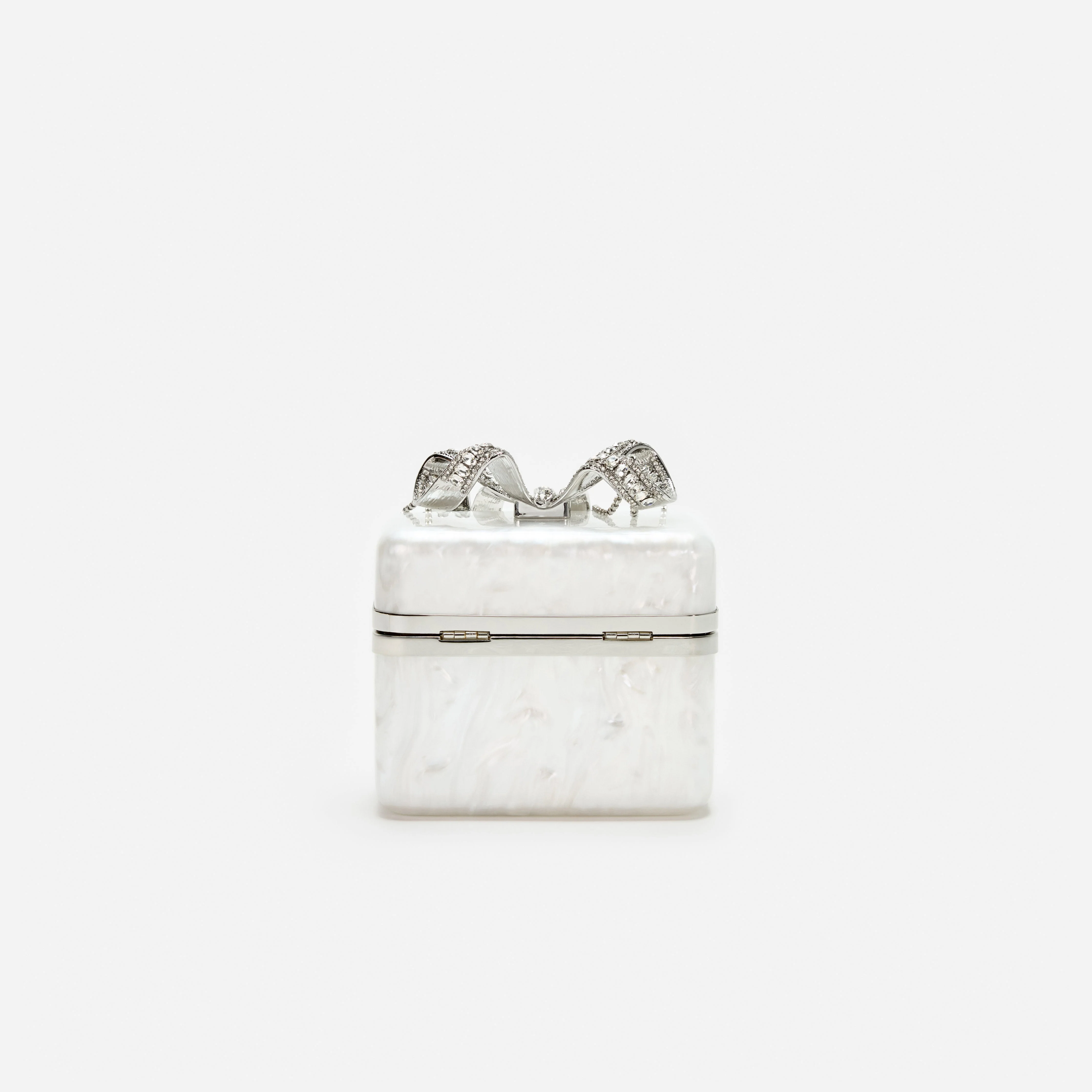 Pearl Vanity Case - Image 3